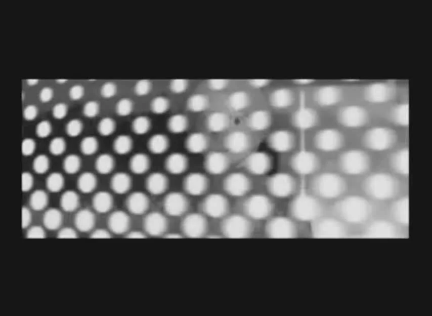 Иллюзорные звуки зеркала