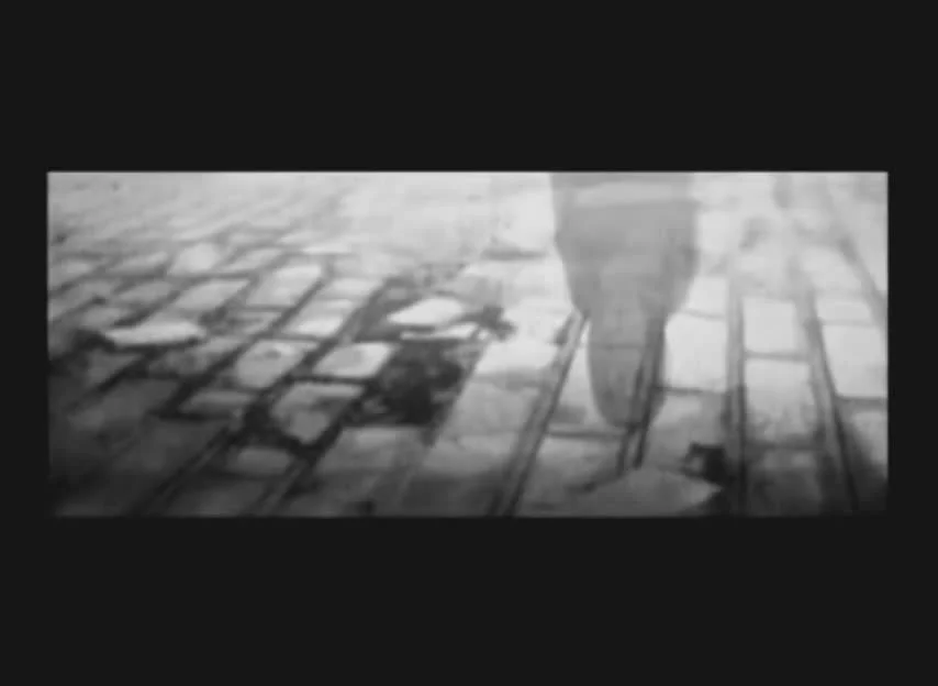 Иллюзорные звуки зеркала