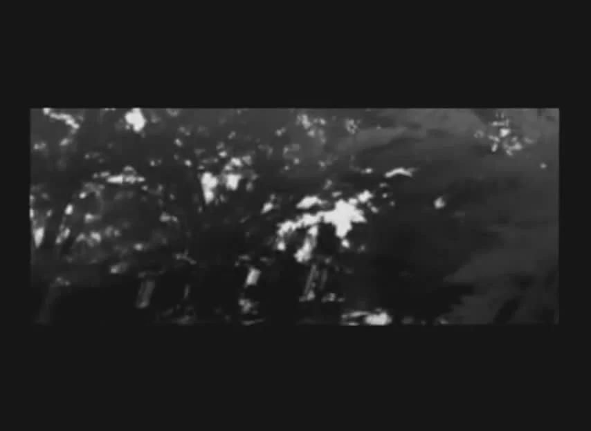 Иллюзорные звуки зеркала